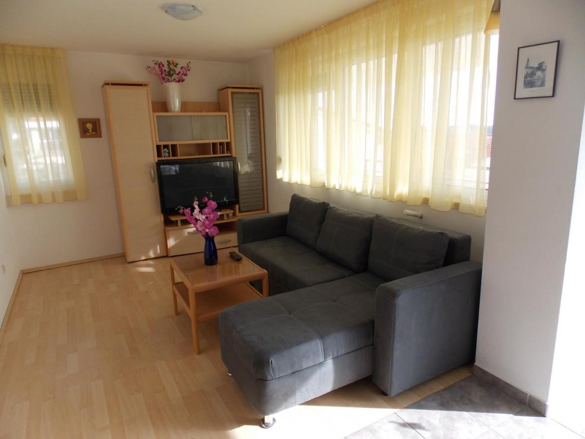 Apartments Villa Goja Трогир Экстерьер фото