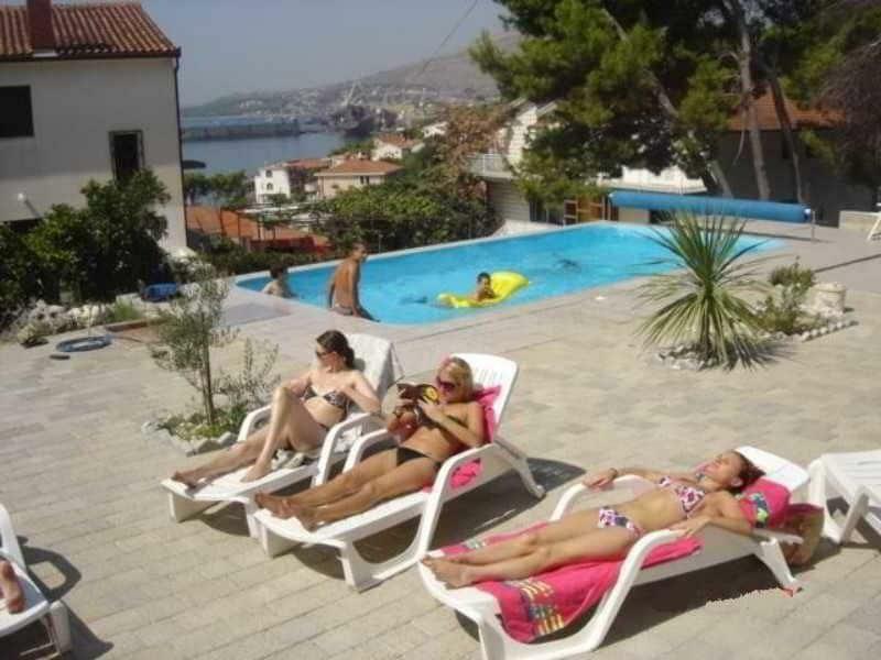 Apartments Villa Goja Трогир Экстерьер фото